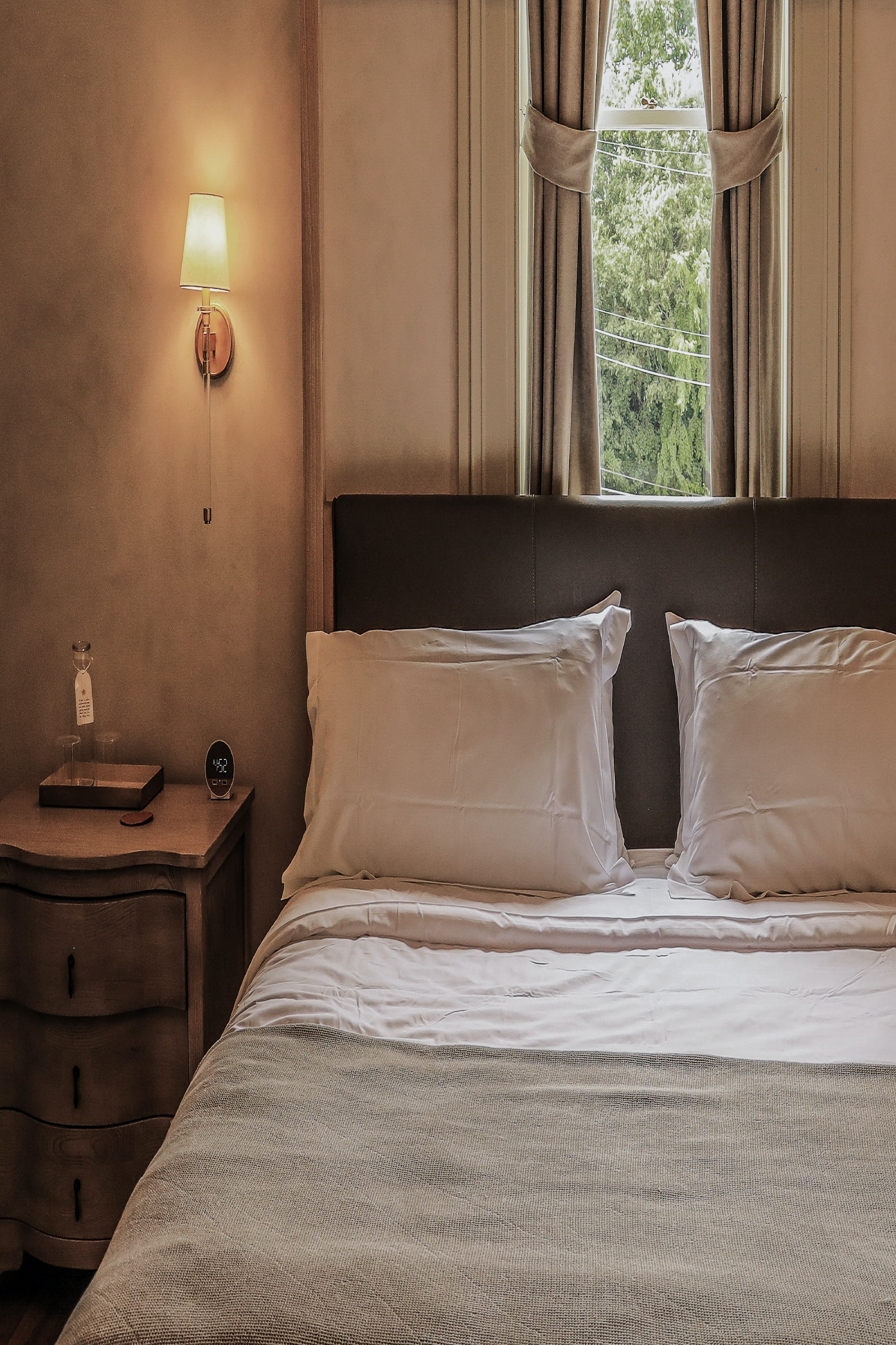  Accomodations